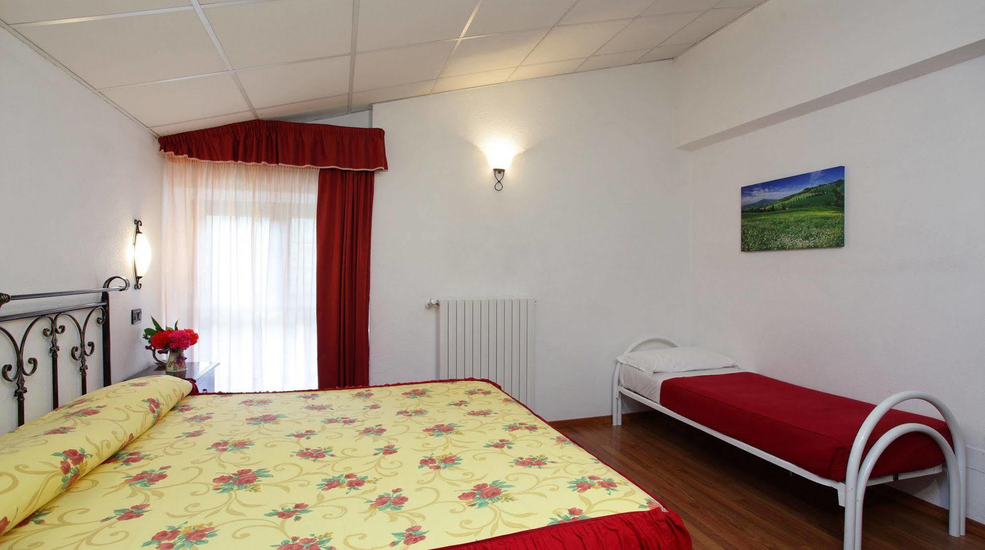 Albergo Le Macinaie - Monte Amiata Castel del Piano  Luaran gambar
